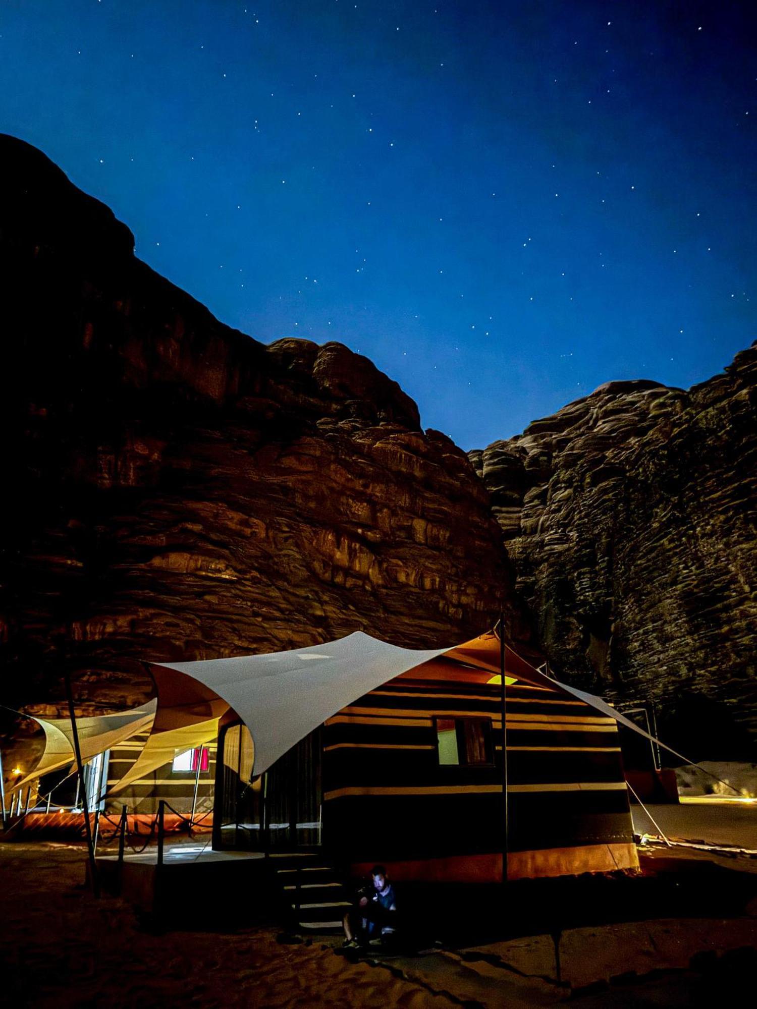 Wadi Rum Mirror Camp Bagian luar foto